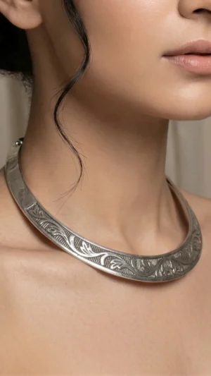 Kanika Golden Hasali Choker Necklace