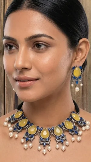 Rhythmic Allure Choker Set with Pearl Accents