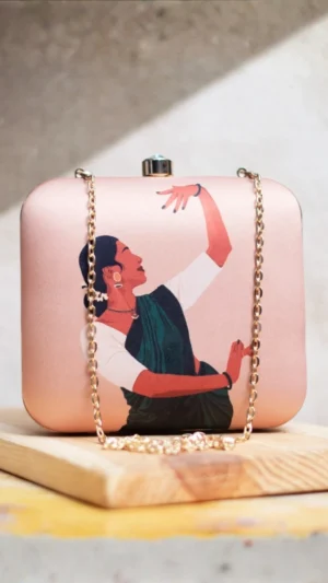 Nrittyam Bold Statement Clutch