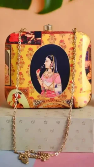 Vibrant Heritage Statement Clutch