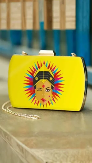 Vaidehi Bold Statement Clutch