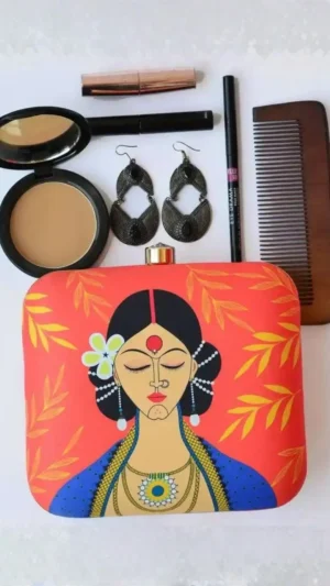 Param Sundari Bold Statement Clutch