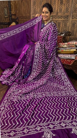 Aruhi Purple Gujrati Embroidered Silk Saree