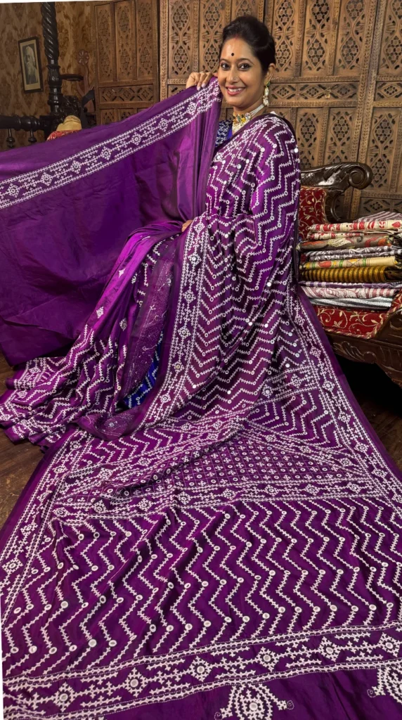 Aruhi Purple Gujrati Embroidered Silk Saree