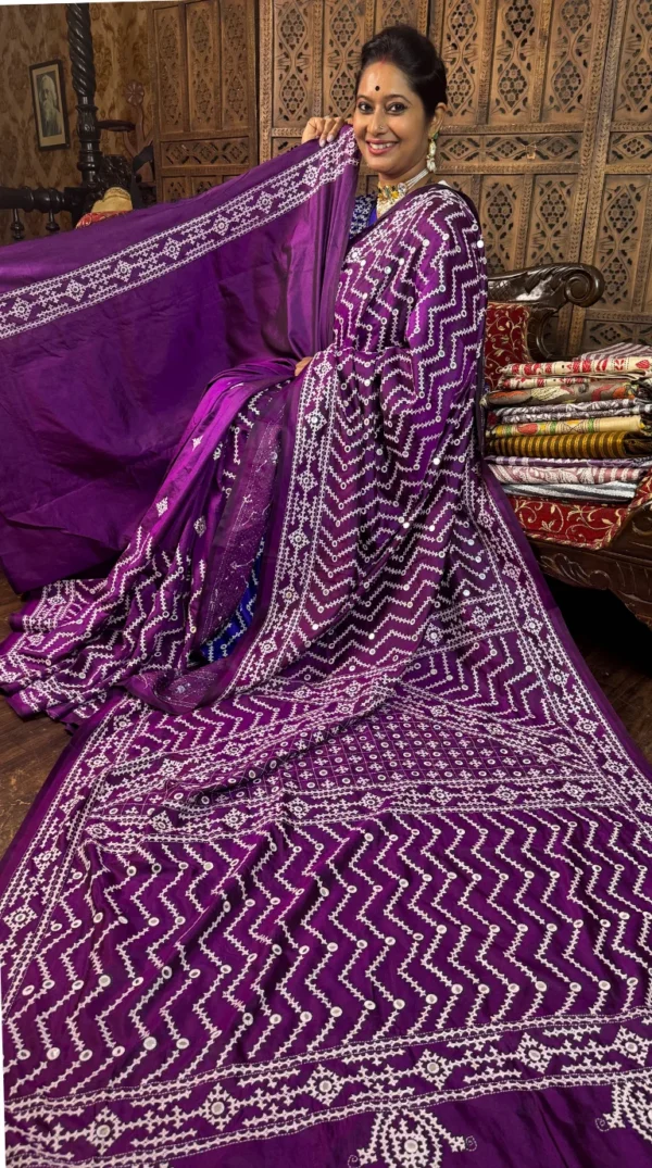 Aruhi Purple Gujrati Embroidered Silk Saree