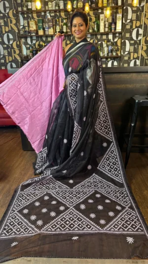 Aneesha Gujrati Embroidered Organza Saree