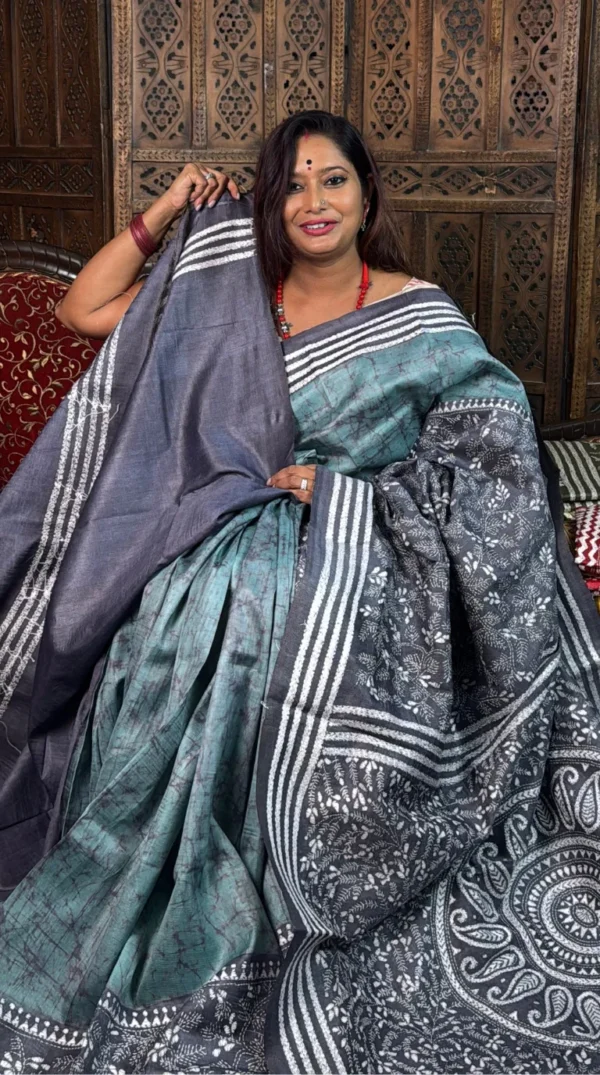 Dishna Pure Tussar Silk Batik Kantha Fusion Saree