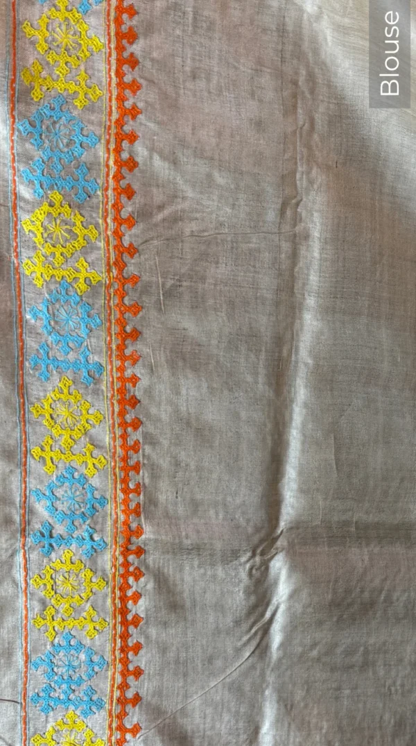 Himanshi Beige Pure Tussar Silk Gujrati Embroidered Saree